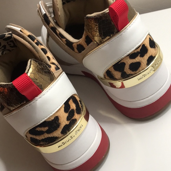 Michael Kors Georgie Leopard Sneakers 8.5 - Picture 2 of 7